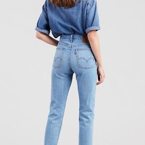 Levi’s Wedgie Jeans